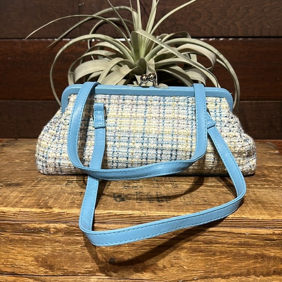 Stylish Blue Plaid Clutch - Picture 1 of 9